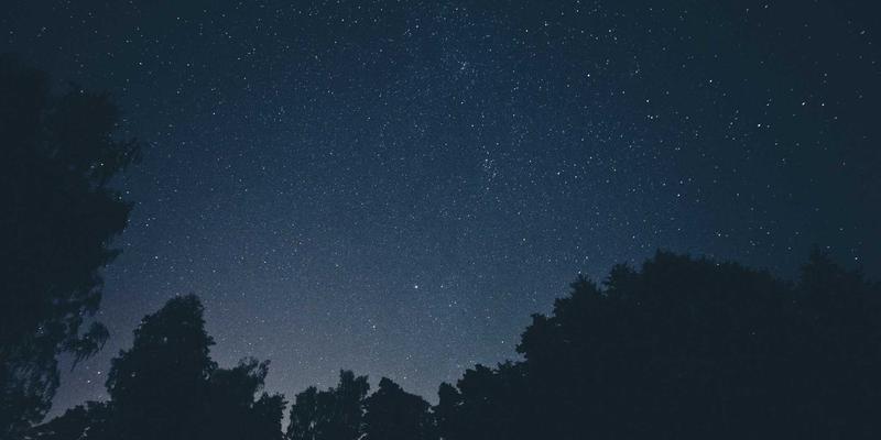 郑州二七广场商圈酒店全攻略：购物美食与商务出行的完美住宿选择